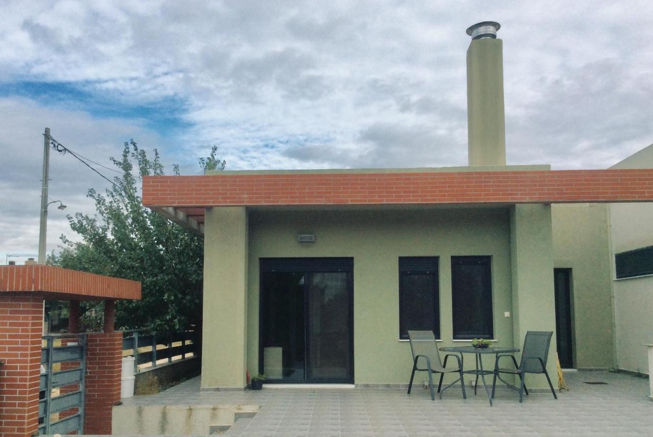 Green Guesthouse Komotini Exterior foto